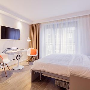 360 Degree Apartment